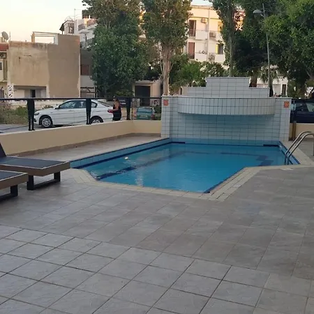 Apart-hotel Aris